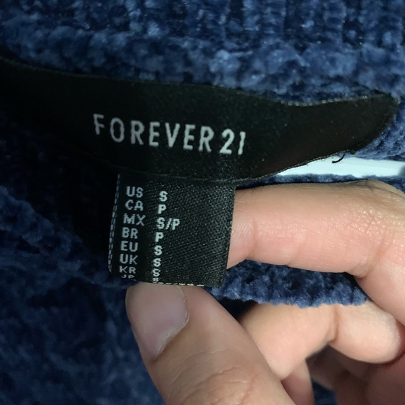 forever 21 cropped mock neck sweater size small - Picture 3 of 3